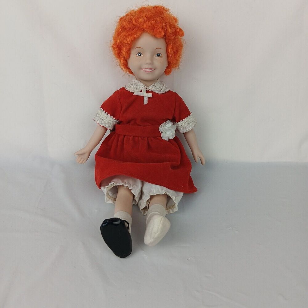 1982 Applause Annie Doll Genuine Porcelain Red Hair Missing Shoe Vintage